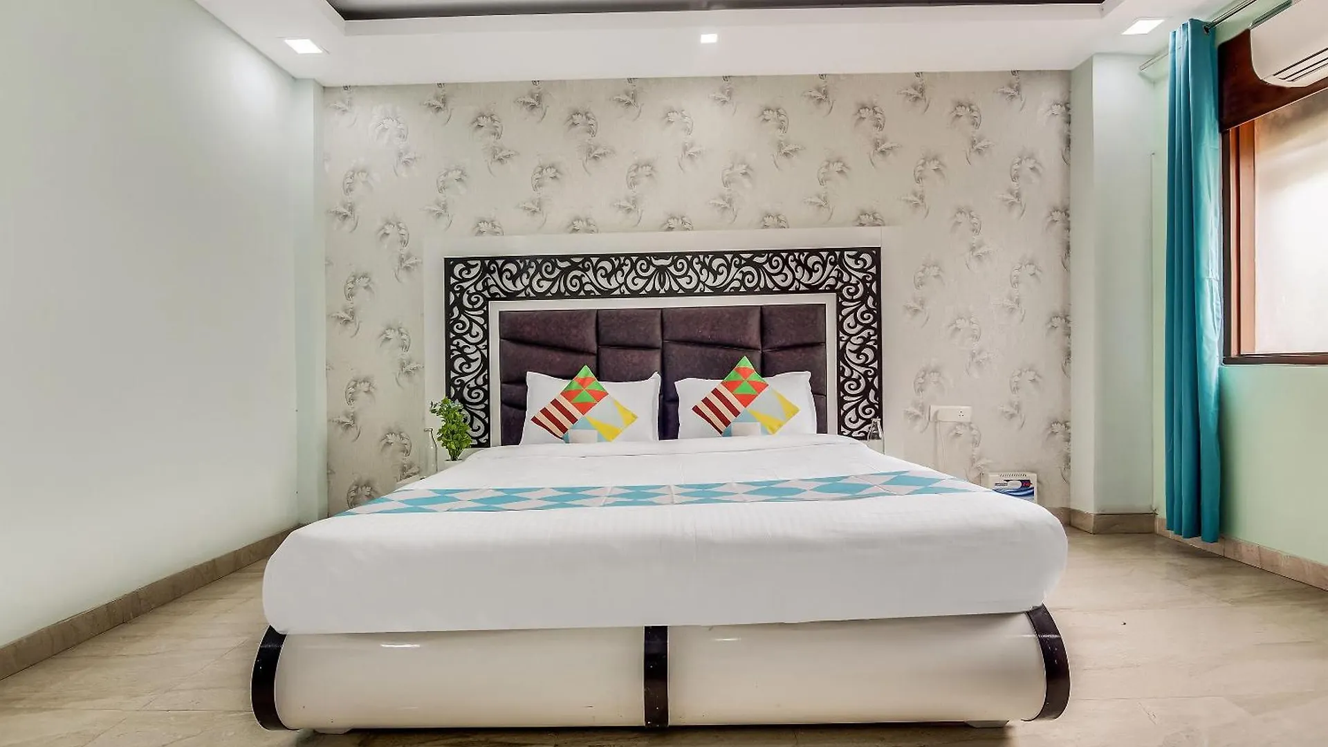 Enjoy Homes 78926 Delhi  3*, Delhi (National Capital Territory of India)