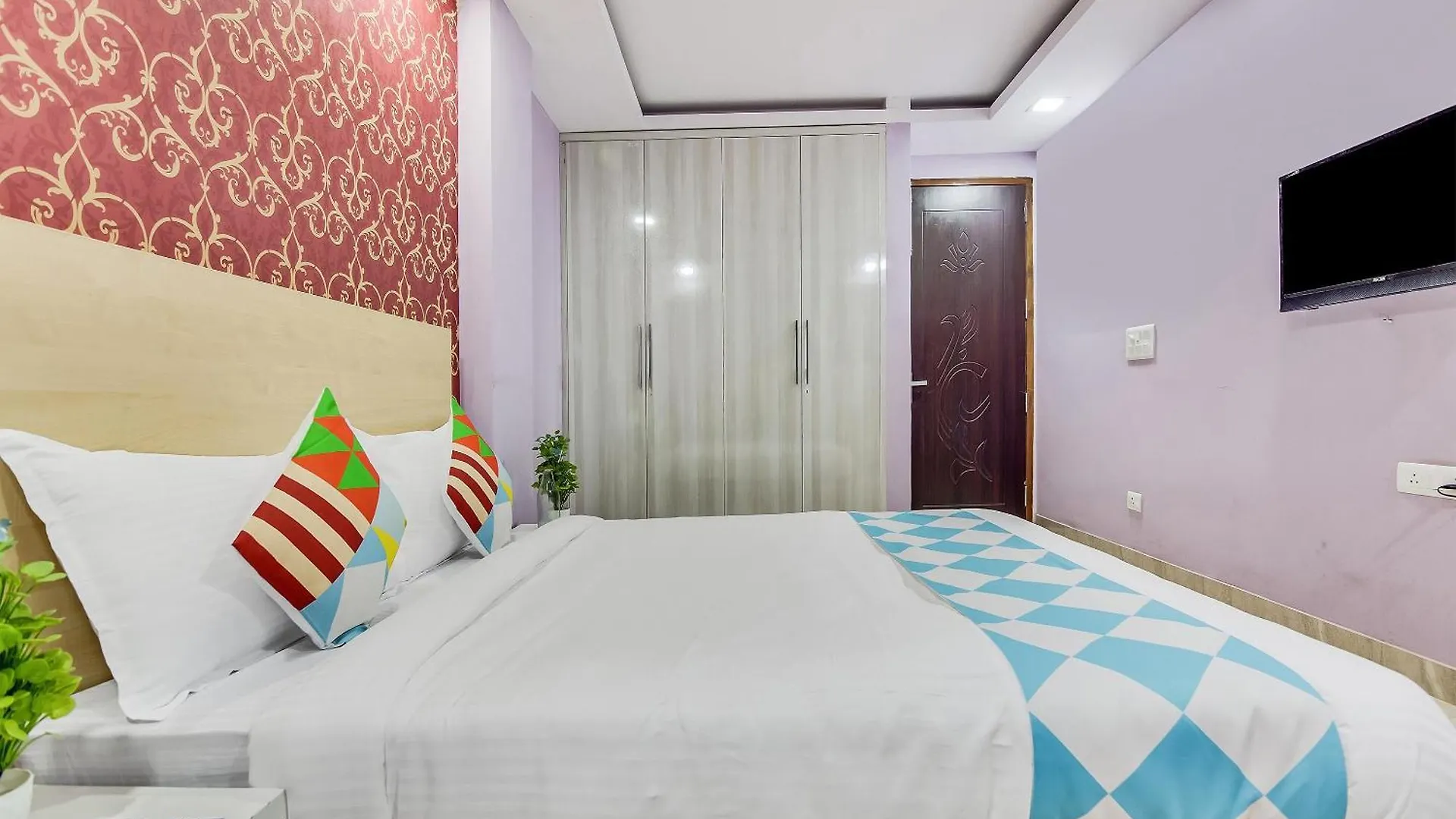 *** Guest house Enjoy Homes 78926 Delhi  India
