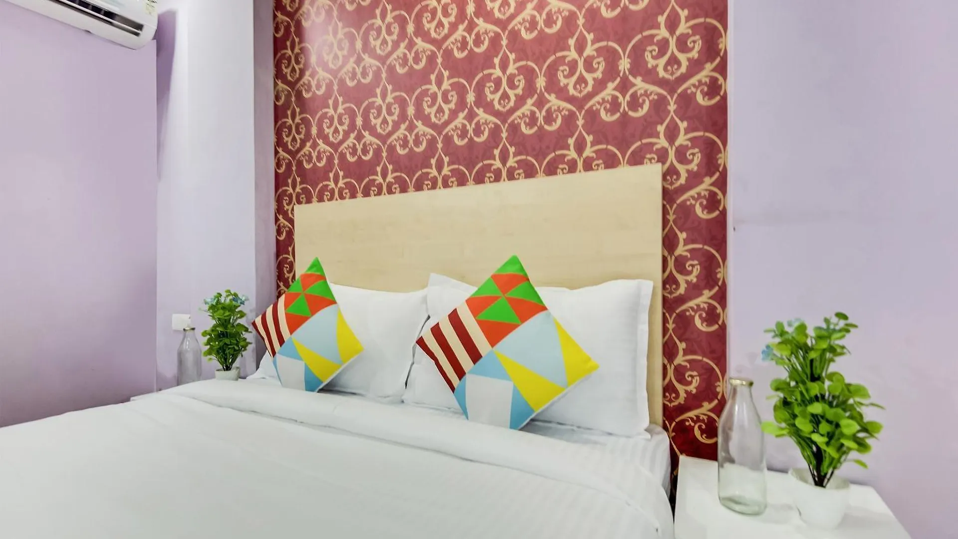 Enjoy Homes 78926 Delhi  3*, Delhi (National Capital Territory of India)